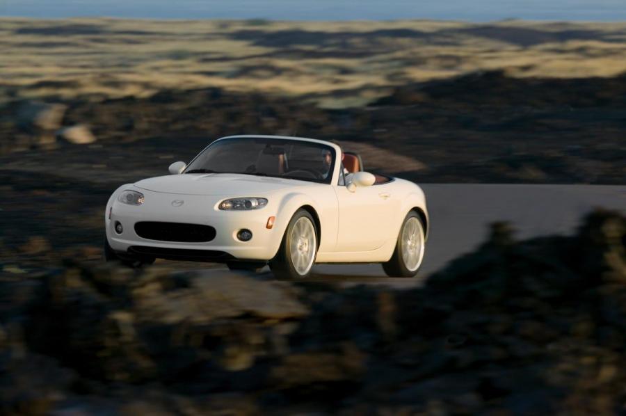 Mazda MX-5 Roadster Coupe 2006 года  (фото 106 из 212)